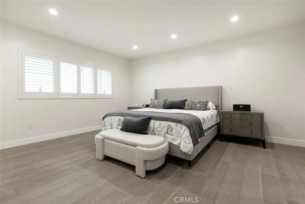 17155 Barneston St, Granada Hills, CA 91344