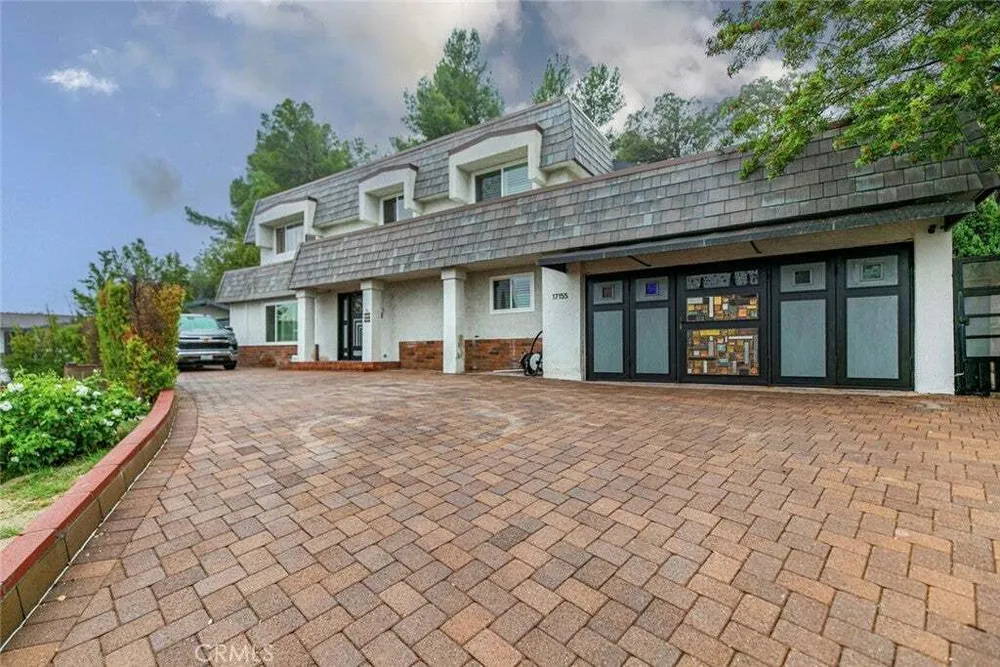 17155 Barneston St, Granada Hills, CA 91344