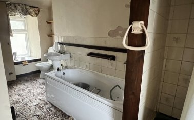 Park Street, Lower Brynamman, Ammanford, Carmarthenshire.