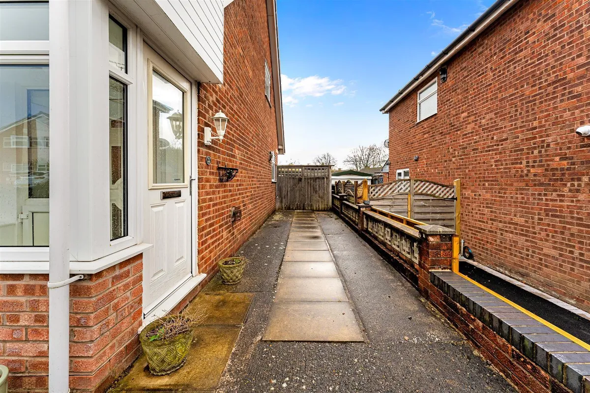 Hawthorn Drive, Eccleston, St. Helens