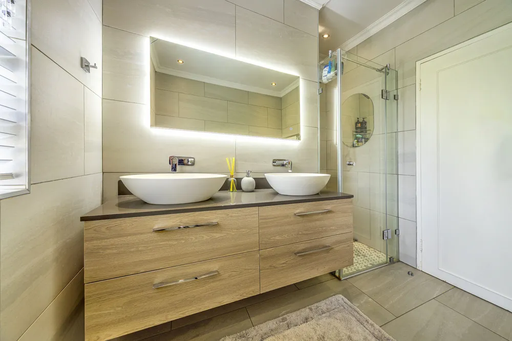 South Africa, Gauteng, Bedfordview, Nettleton Road, 3
