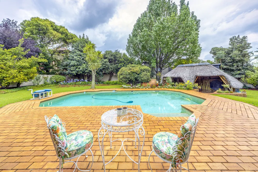 South Africa, Gauteng, Bedfordview, Nettleton Road, 3
