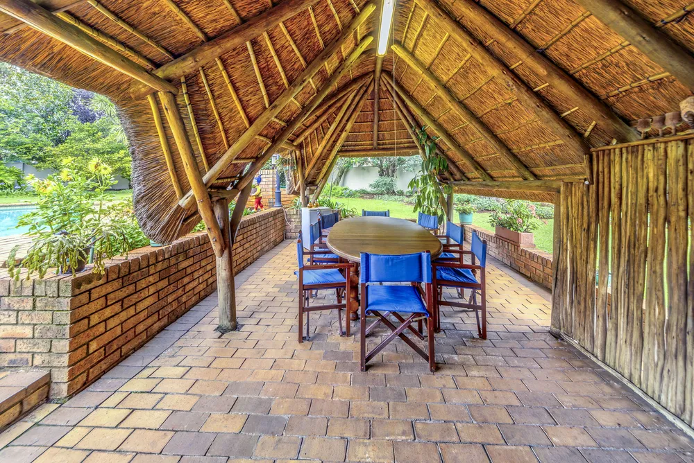 South Africa, Gauteng, Bedfordview, Nettleton Road, 3