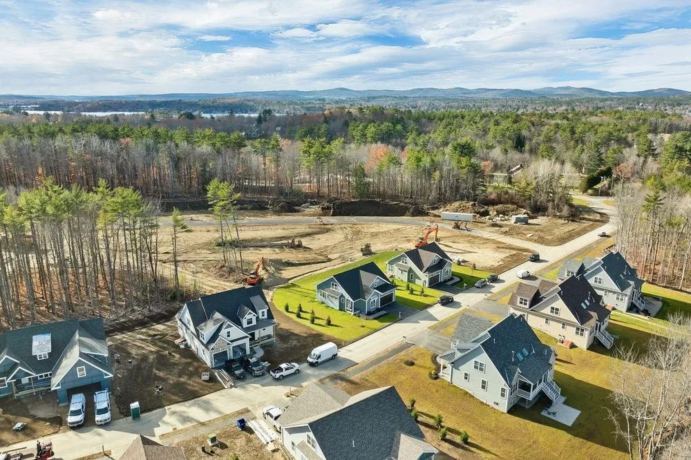 Lady Walsingham Way, Laconia, NH 03246