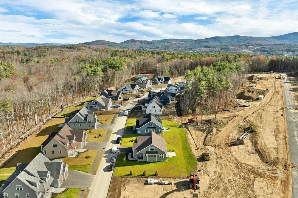 Lady Walsingham Way, Laconia, NH 03246