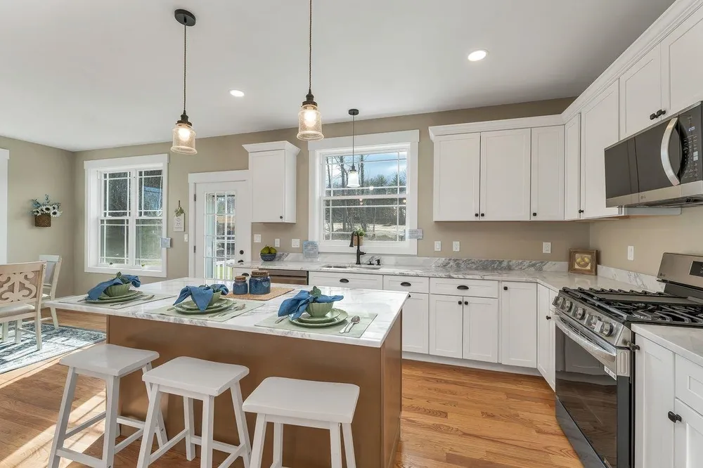 Lady Walsingham Way, Laconia, NH 03246