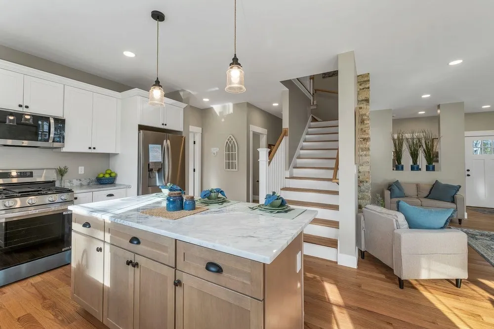 Lady Walsingham Way, Laconia, NH 03246
