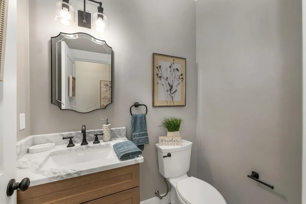 Lady Walsingham Way, Laconia, NH 03246