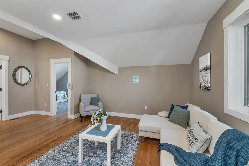 Lady Walsingham Way, Laconia, NH 03246