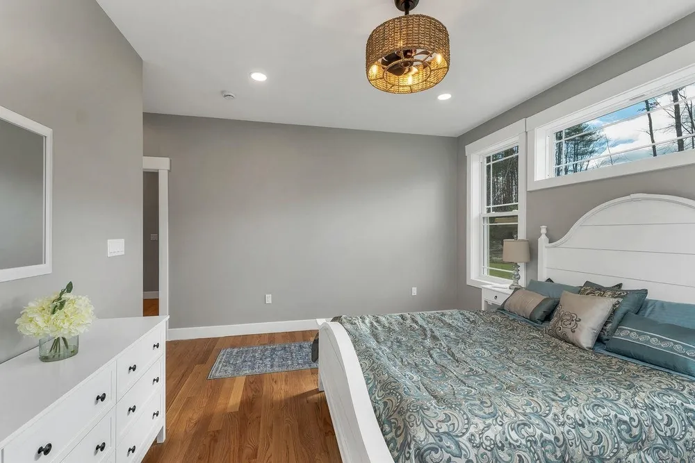 Lady Walsingham Way, Laconia, NH 03246