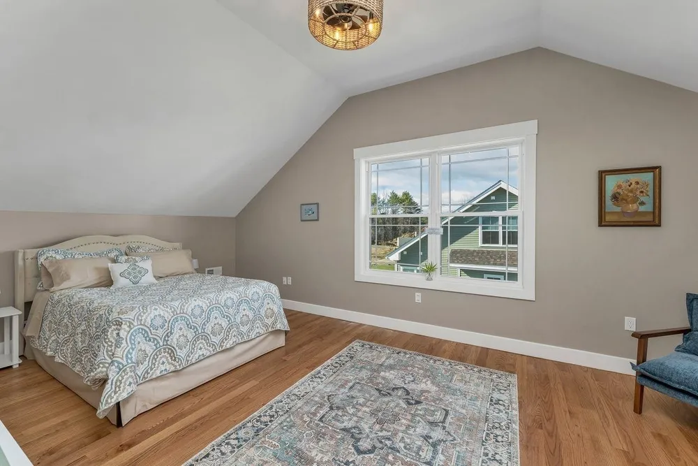 Lady Walsingham Way, Laconia, NH 03246