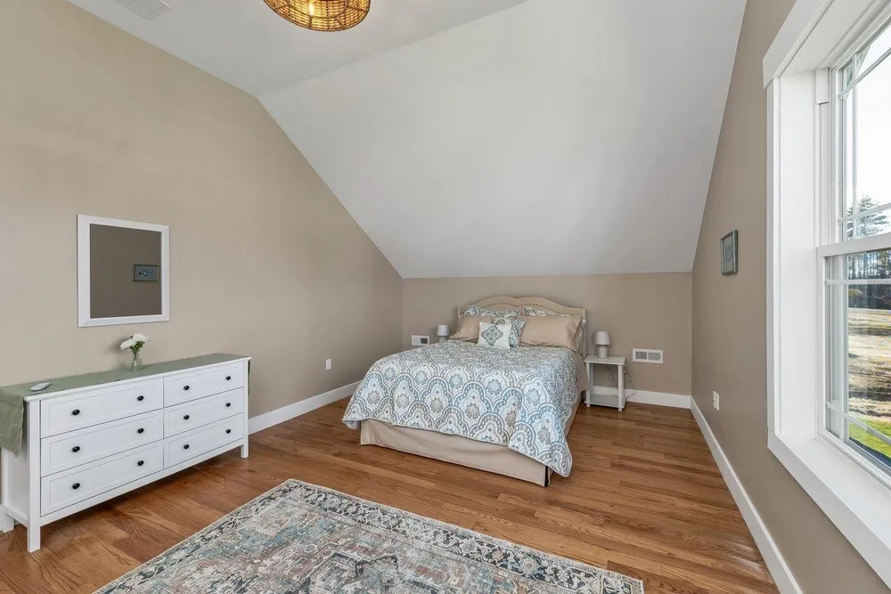 Lady Walsingham Way, Laconia, NH 03246
