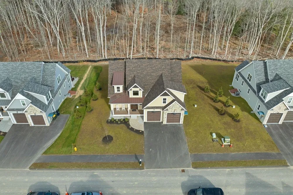 Lady Walsingham Way, Laconia, NH 03246