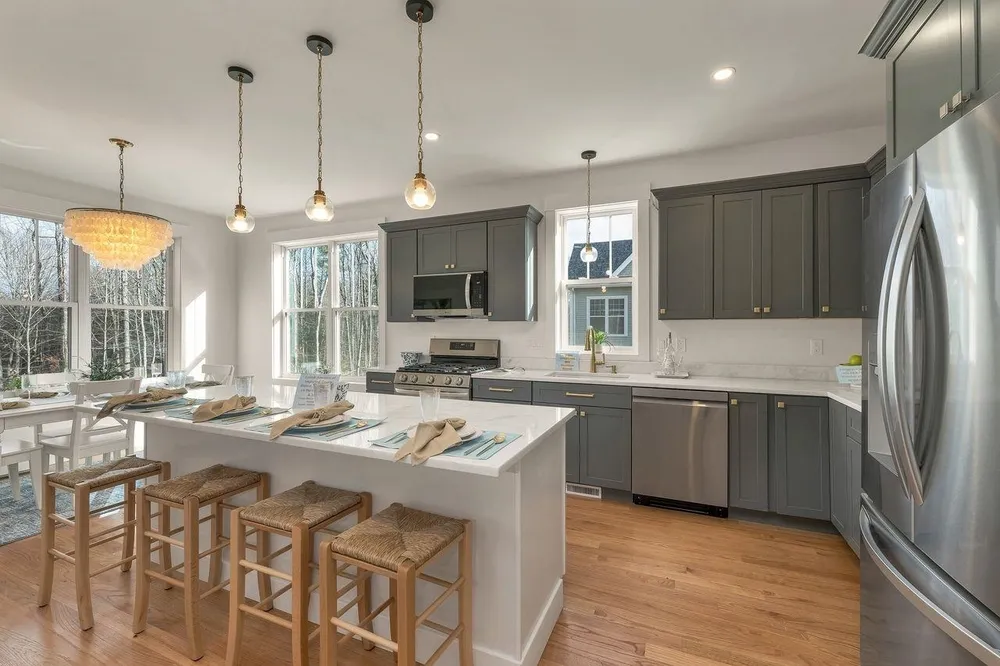 Lady Walsingham Way, Laconia, NH 03246