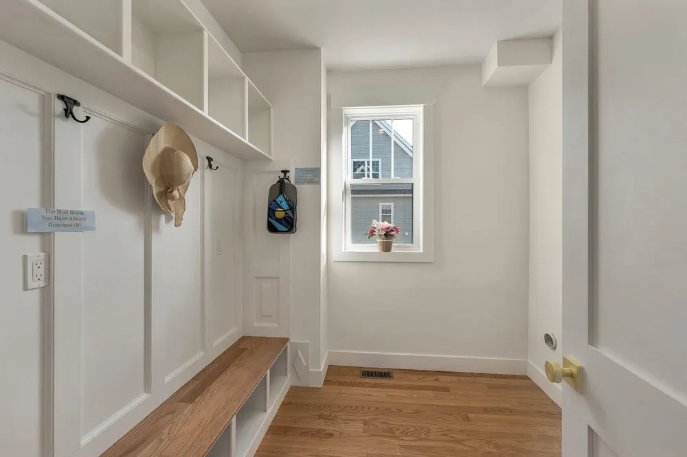 Lady Walsingham Way, Laconia, NH 03246