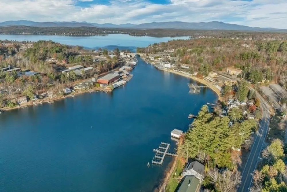 Lady Walsingham Way, Laconia, NH 03246