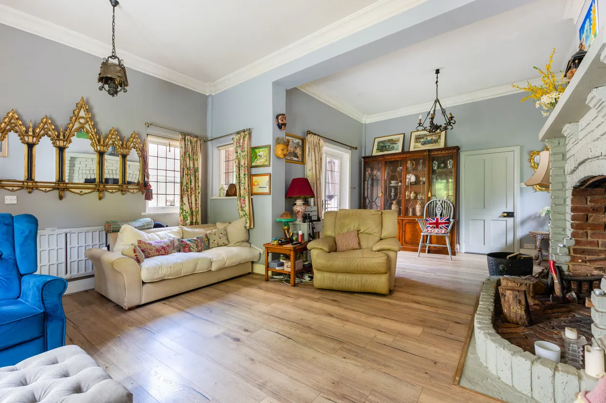 Rodgate Lane, Haslemere, GU27 photo 3