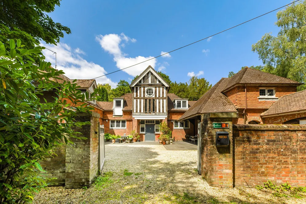 Rodgate Lane, Haslemere, GU27 photo 18