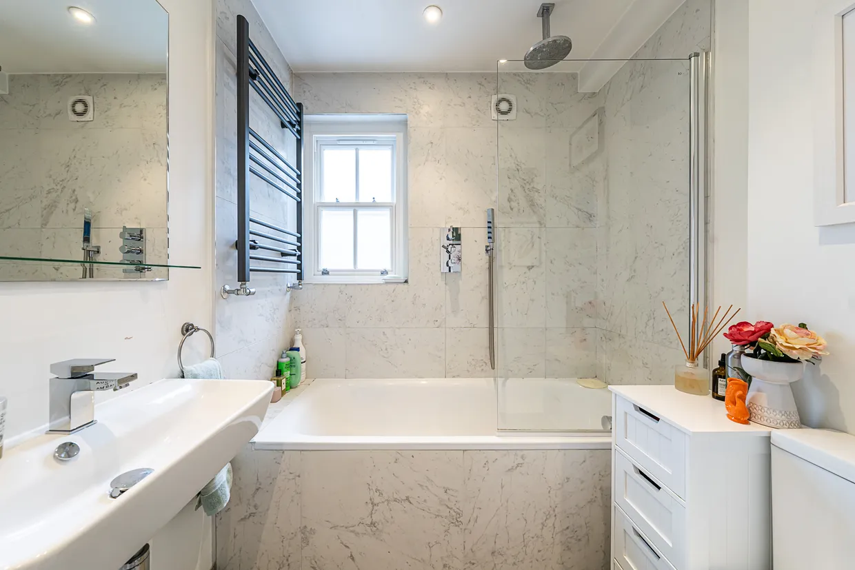 Robertson Street, London, SW8 photo 8
