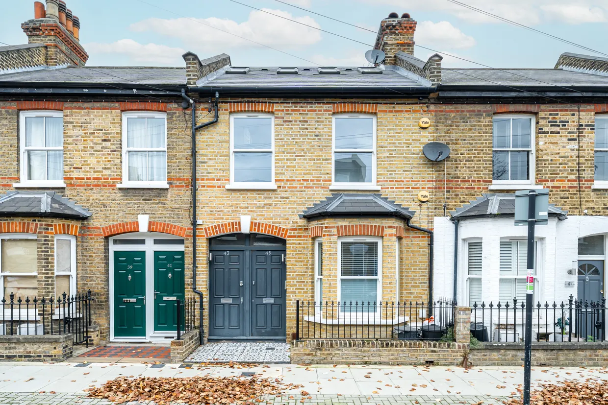 Robertson Street, London, SW8 photo 9