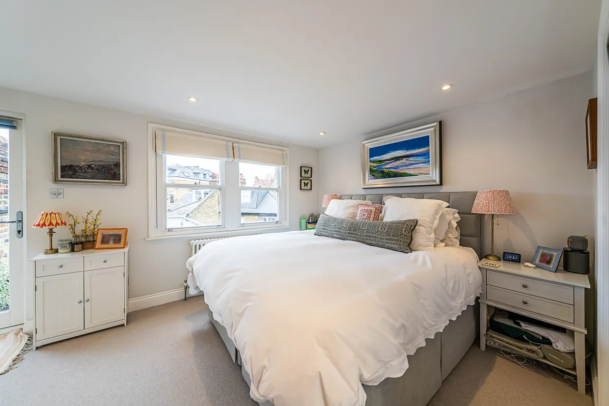 Robertson Street, London, SW8 photo 15