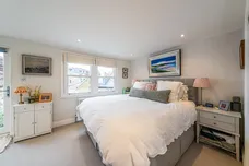 Robertson Street, London, SW8 photo 15