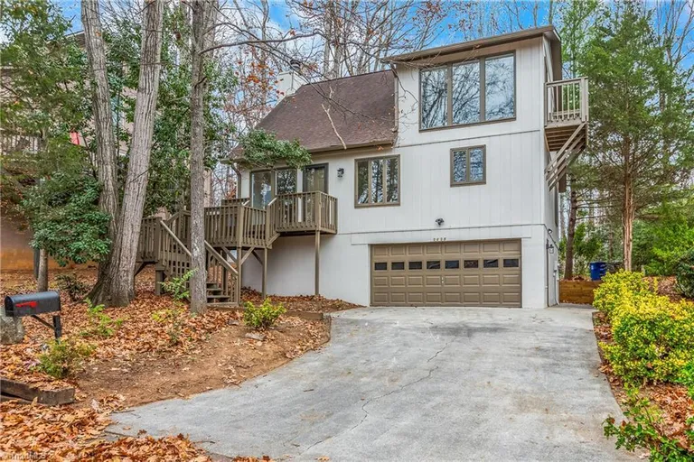 2625 Merry Oaks Trail, Winston Salem, NC 27103