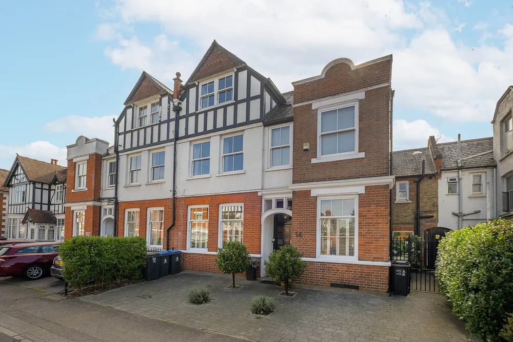 Lingfield Avenue, Kingston Upon Thames, KT1