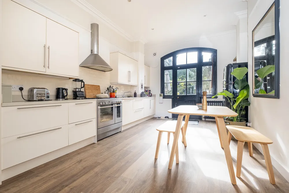 Lingfield Avenue, Kingston Upon Thames, KT1