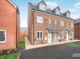 Stanier Drive, MARKET HARBOROUGH photo