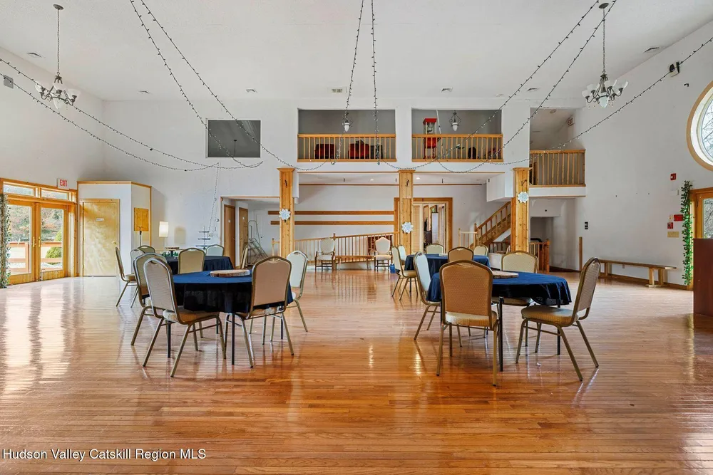 404 Winter Clove Rd, Round Top, NY 12473