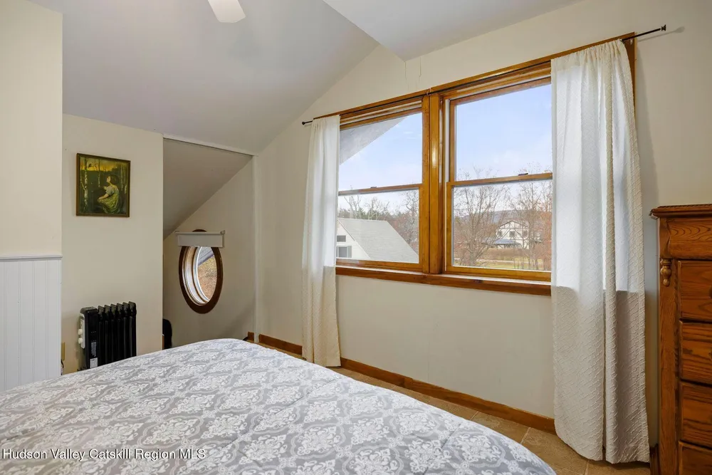 404 Winter Clove Rd, Round Top, NY 12473