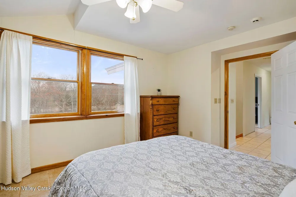 404 Winter Clove Rd, Round Top, NY 12473