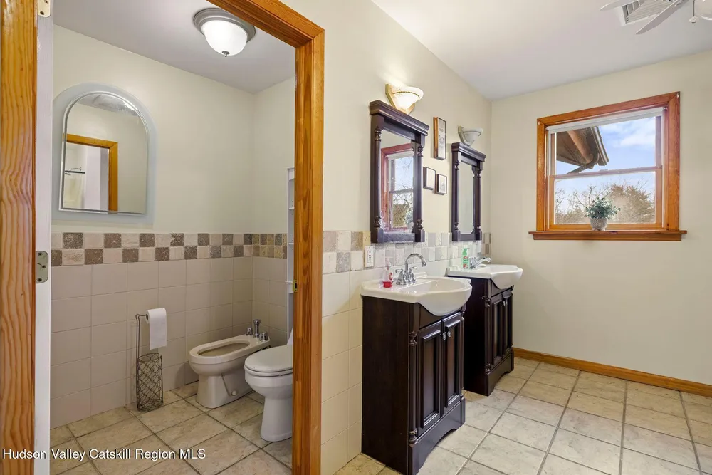 404 Winter Clove Rd, Round Top, NY 12473