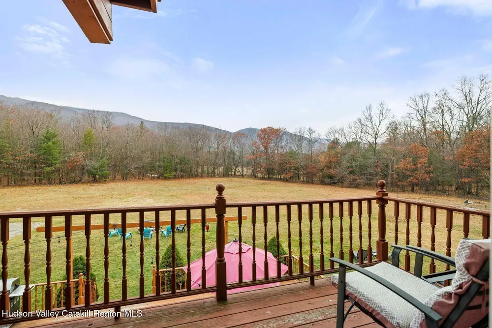 404 Winter Clove Rd, Round Top, NY 12473