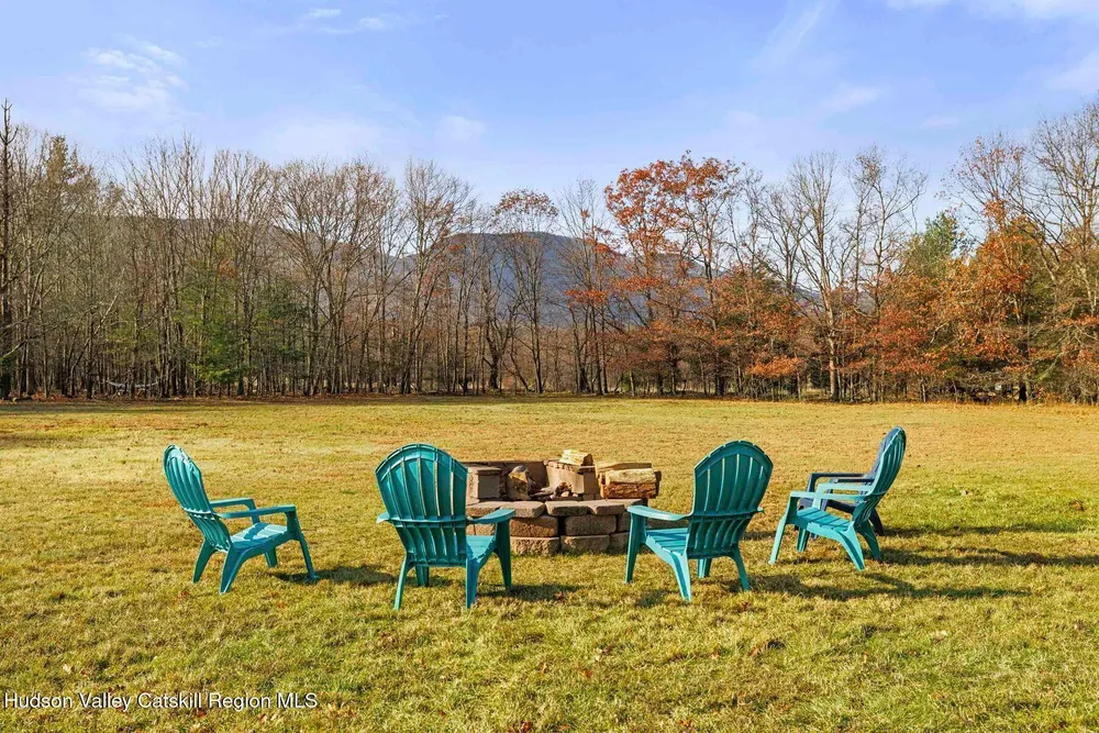 404 Winter Clove Rd, Round Top, NY 12473