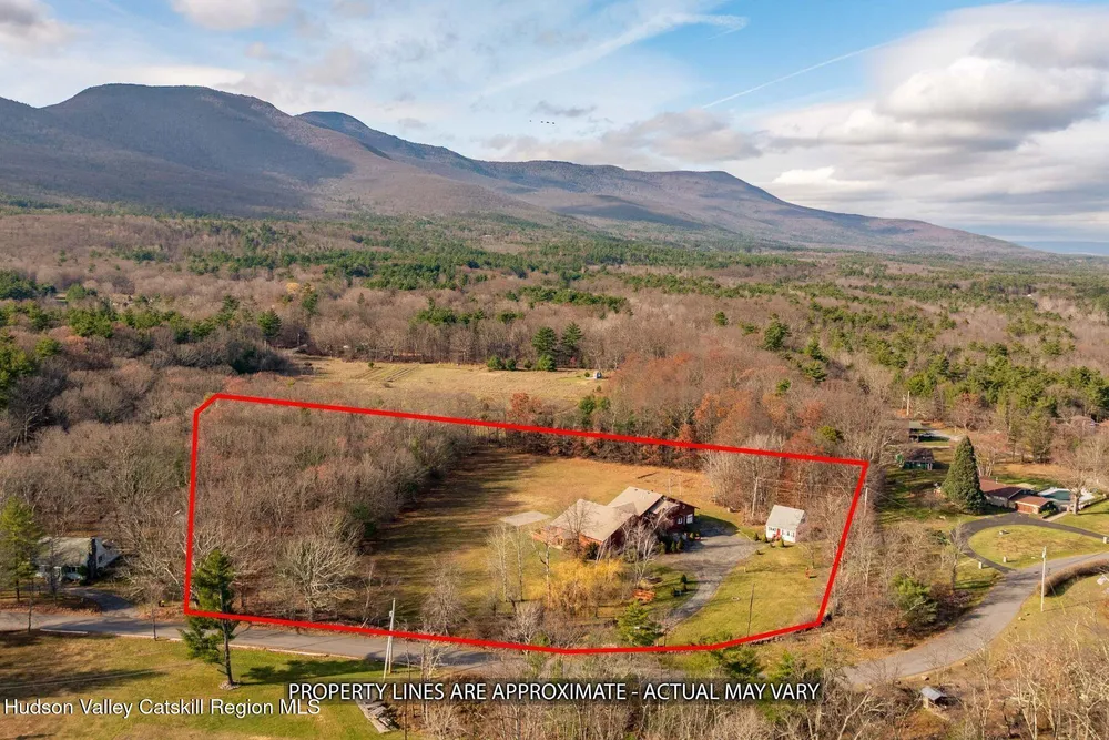 404 Winter Clove Rd, Round Top, NY 12473