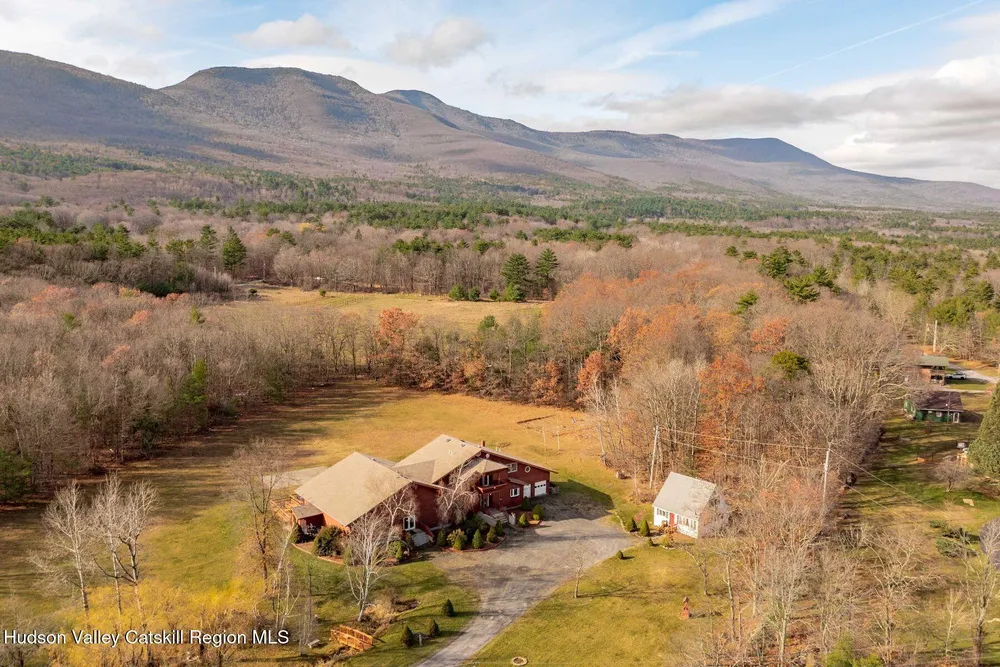 404 Winter Clove Rd, Round Top, NY 12473