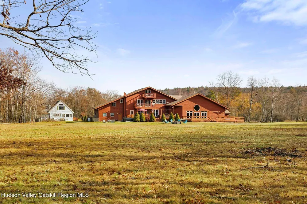 404 Winter Clove Rd, Round Top, NY 12473