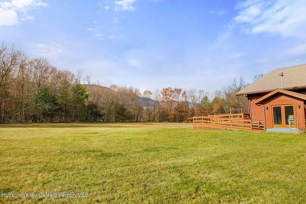 404 Winter Clove Rd, Round Top, NY 12473