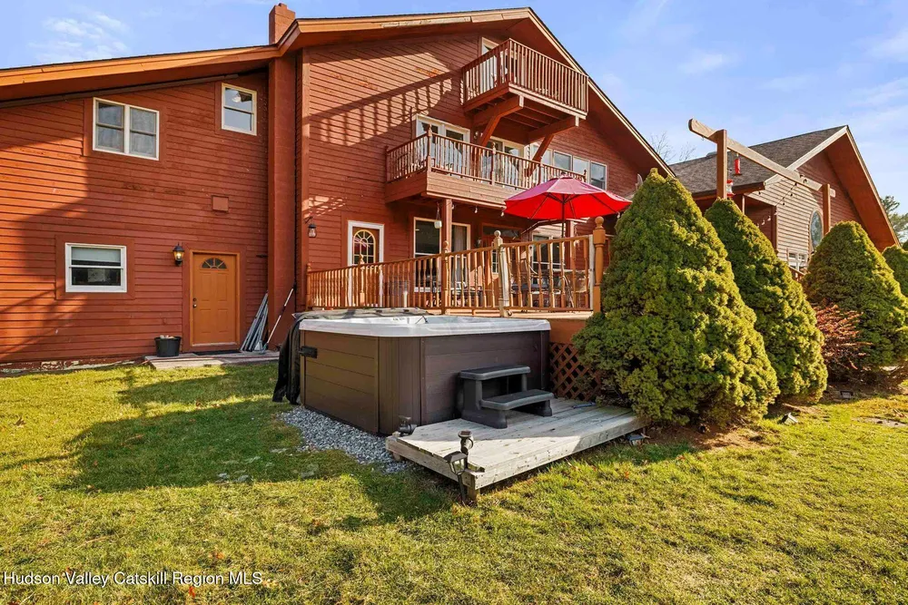 404 Winter Clove Rd, Round Top, NY 12473