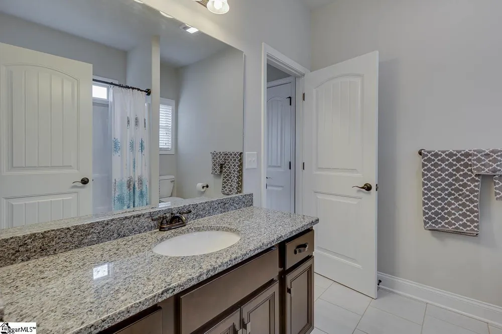 156 Grassy Meadow Dr, Travelers Rest, SC 29690