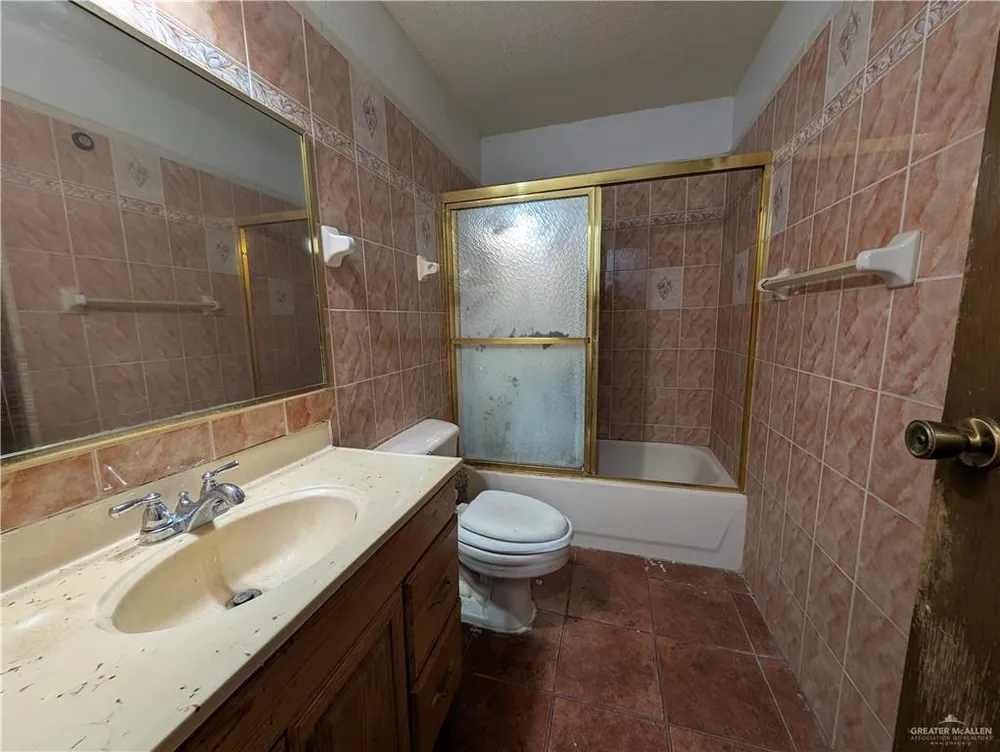 2012 Spring Glen St, Mission, TX 78572
