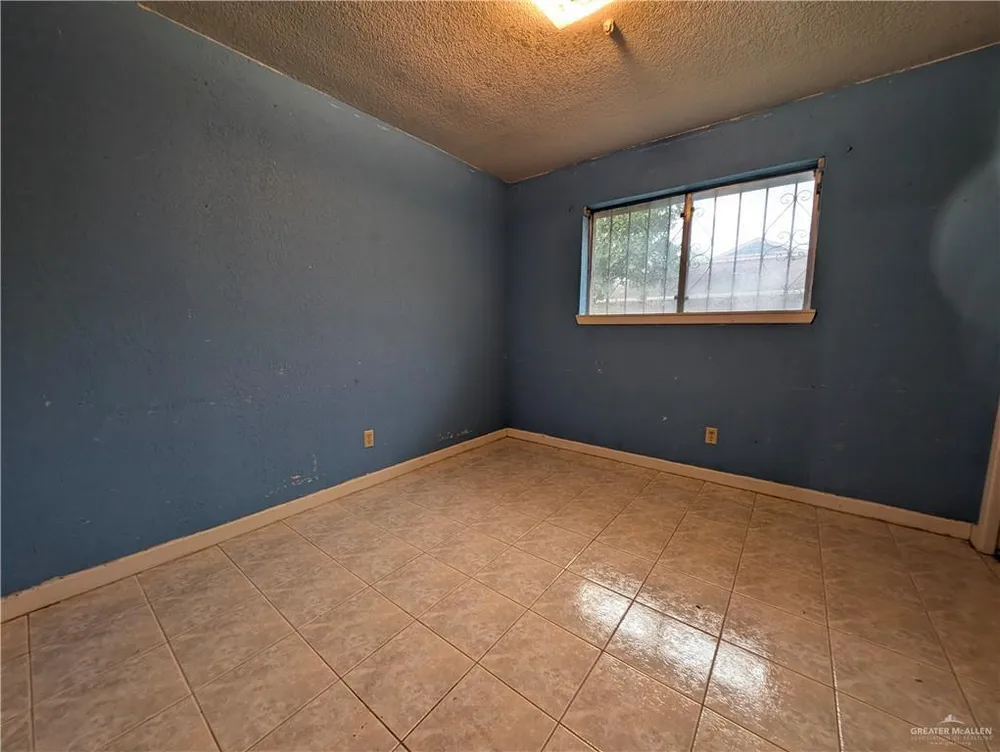 2012 Spring Glen St, Mission, TX 78572