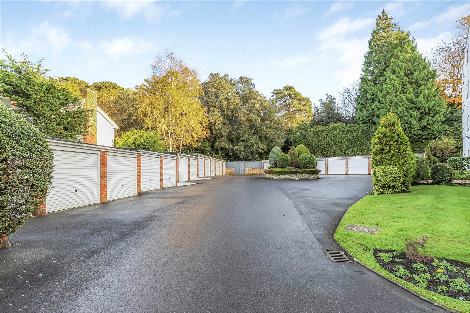 Avalon, Lilliput, Poole, Dorset, BH14 Image 24