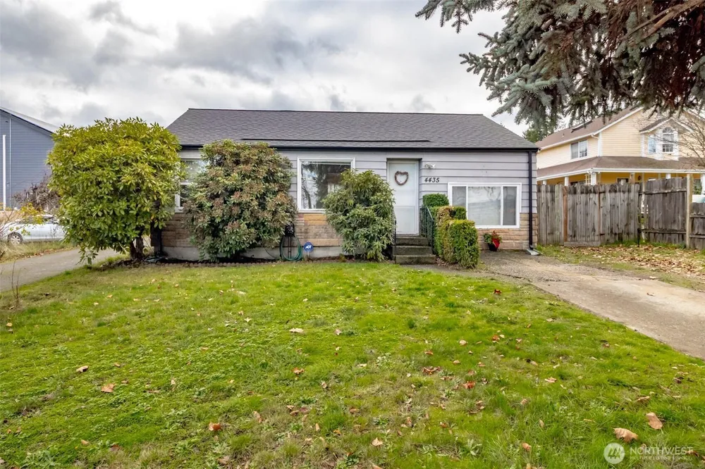 4435 S 144th St, Tukwila, WA 98168