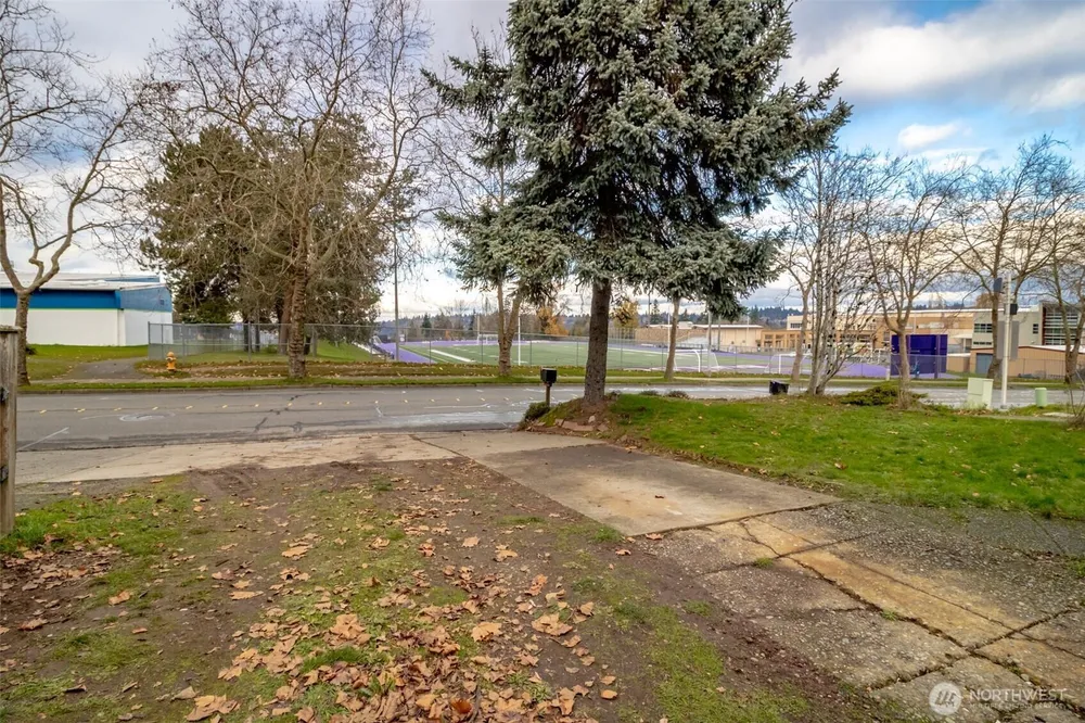 4435 S 144th St, Tukwila, WA 98168