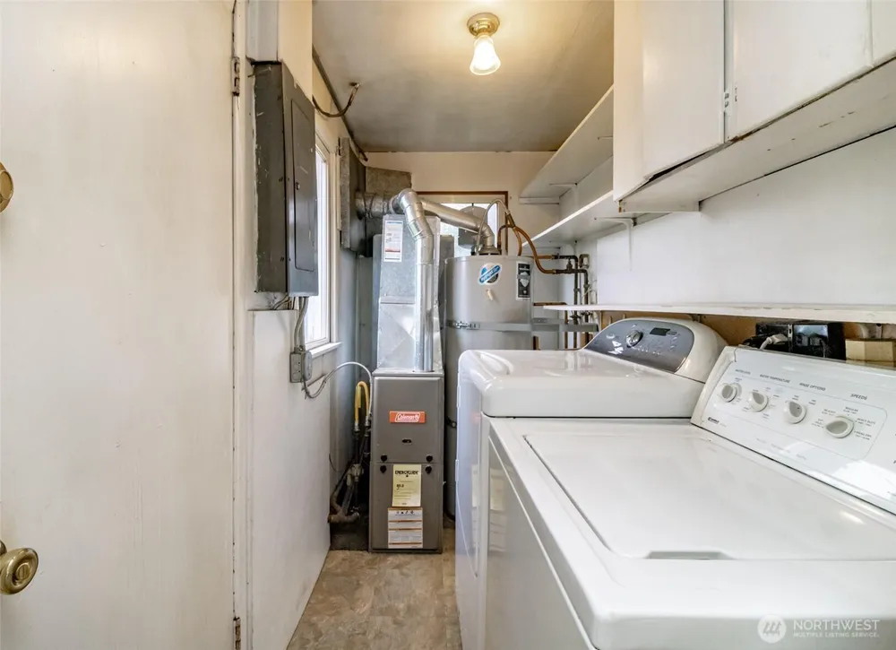4435 S 144th St, Tukwila, WA 98168