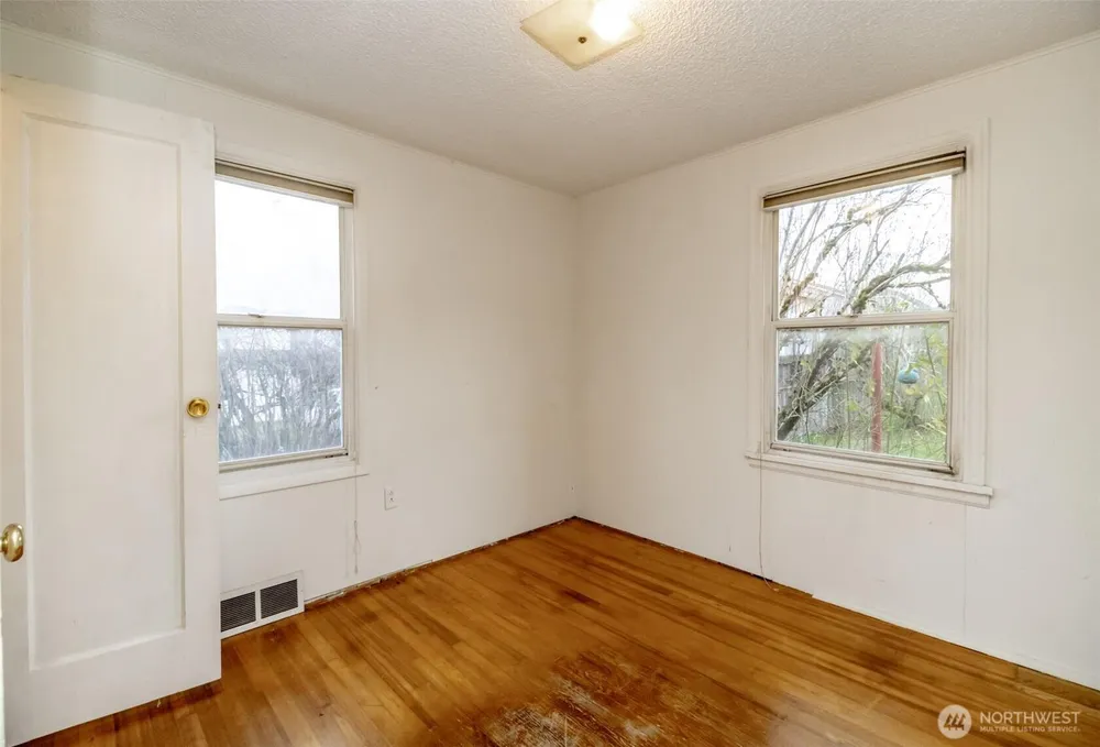 4435 S 144th St, Tukwila, WA 98168