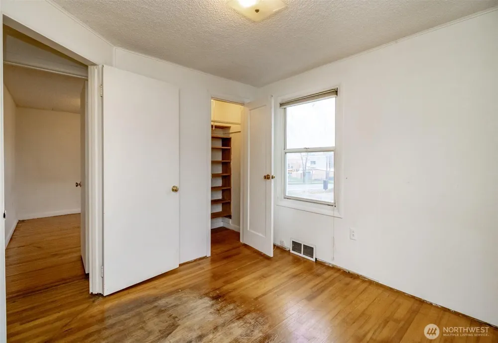 4435 S 144th St, Tukwila, WA 98168